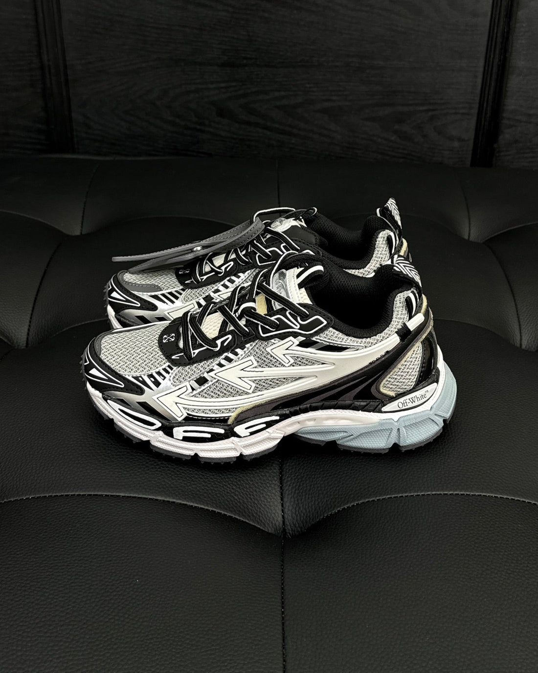 Off-White Be Right back Black