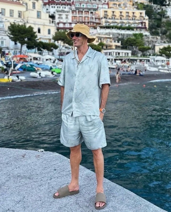 Lv short monogram print en soie