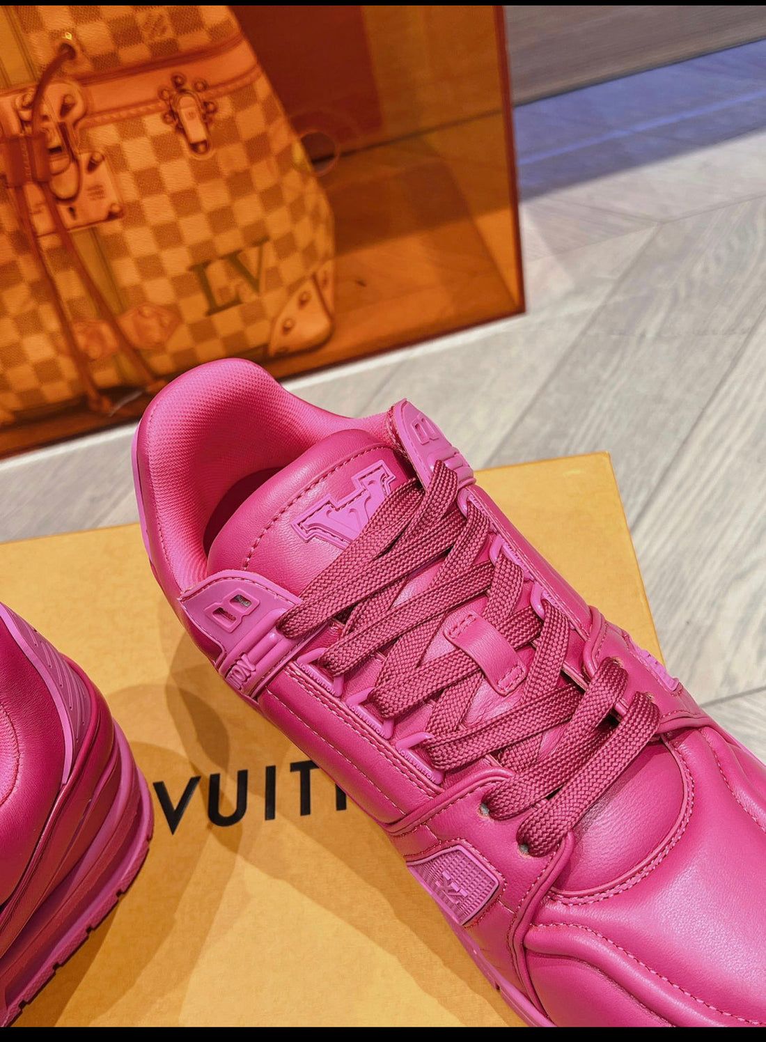 Lv trainers rose facture