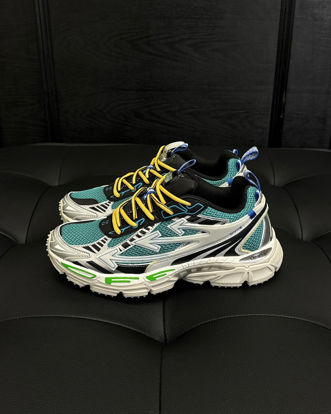 Off-White Be Right Back Green