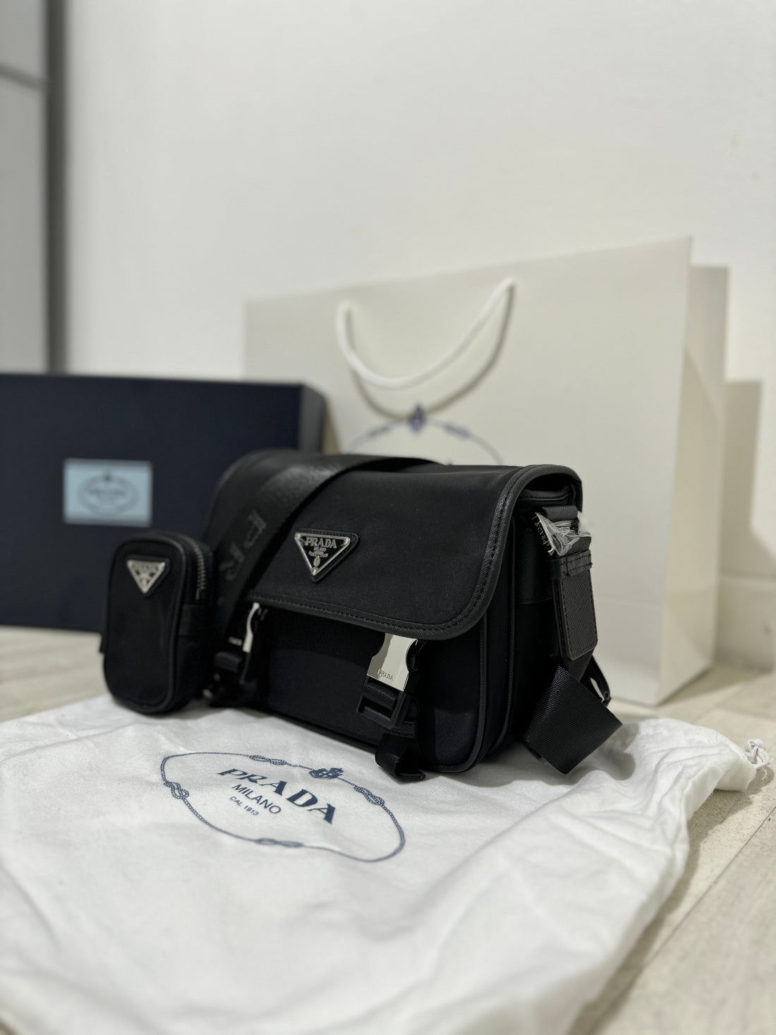 Sacoche Prada Noir nylon  facture