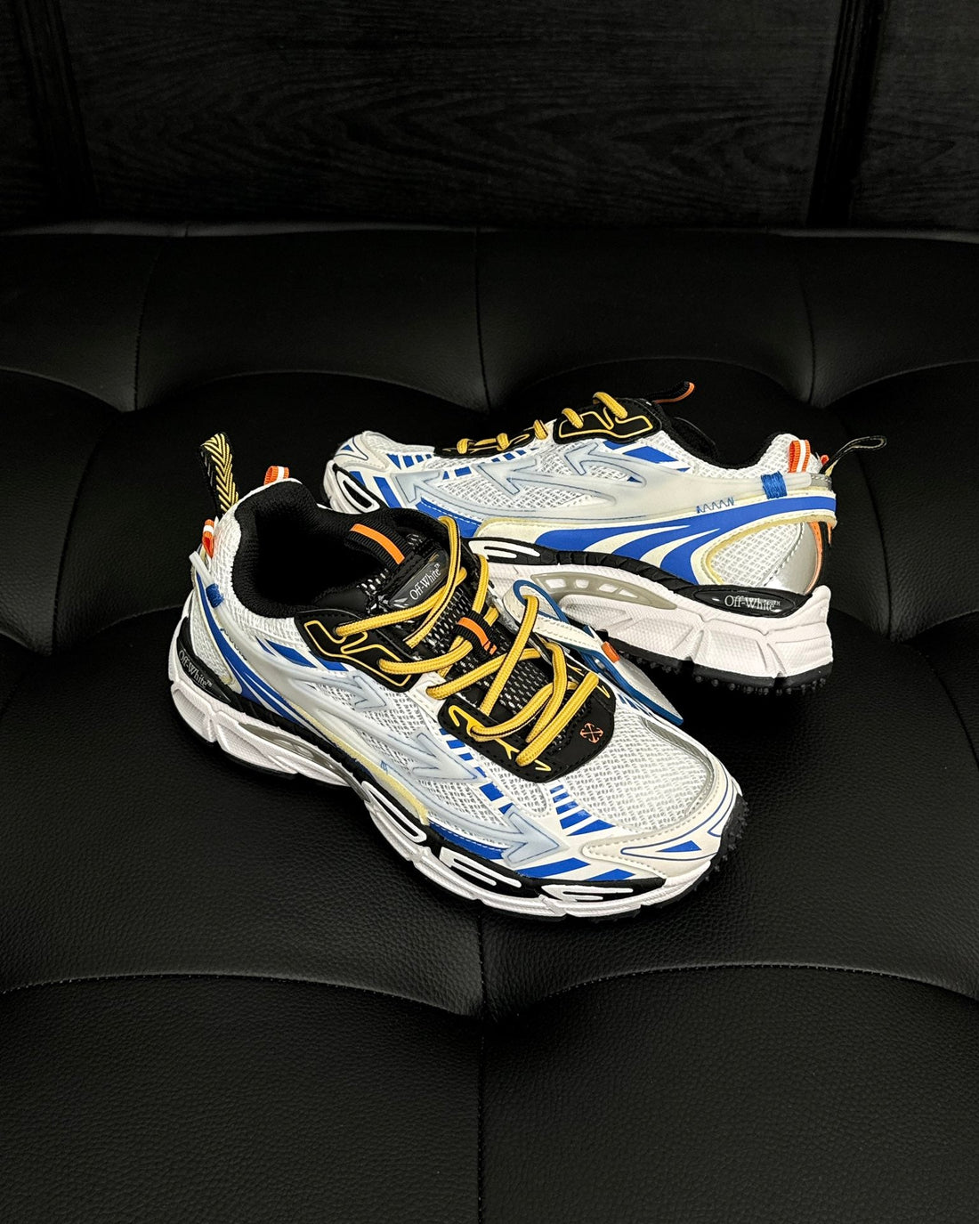 Off-White Be Right back White / yellow