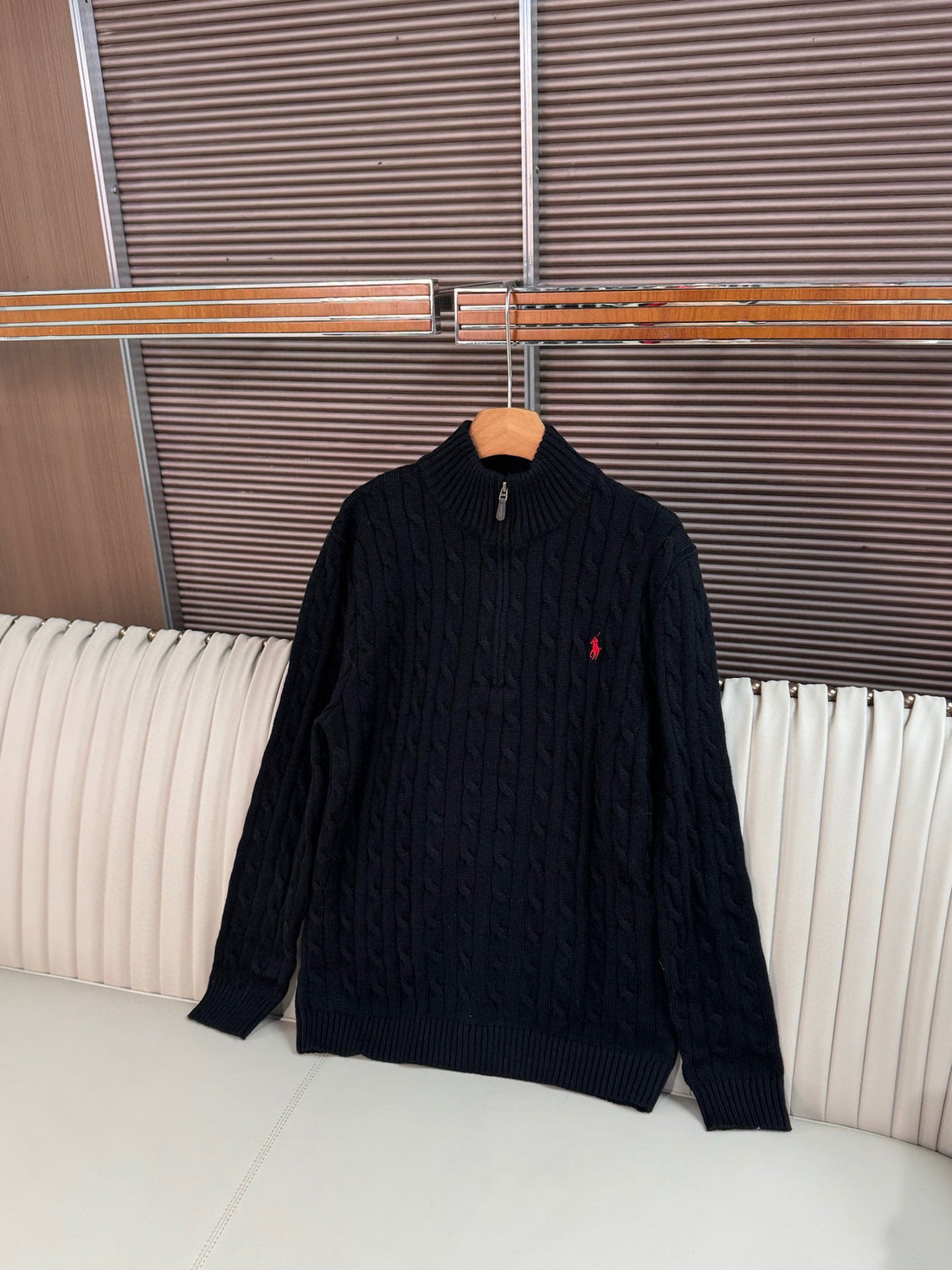 PULL RALPH BLACK ZIPPÉ