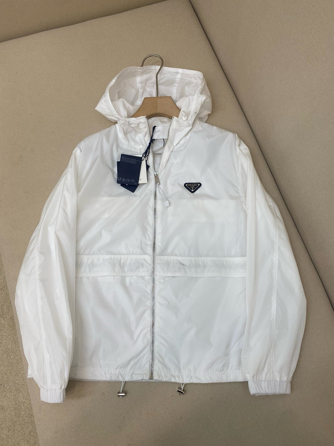 Veste Prada blanche
