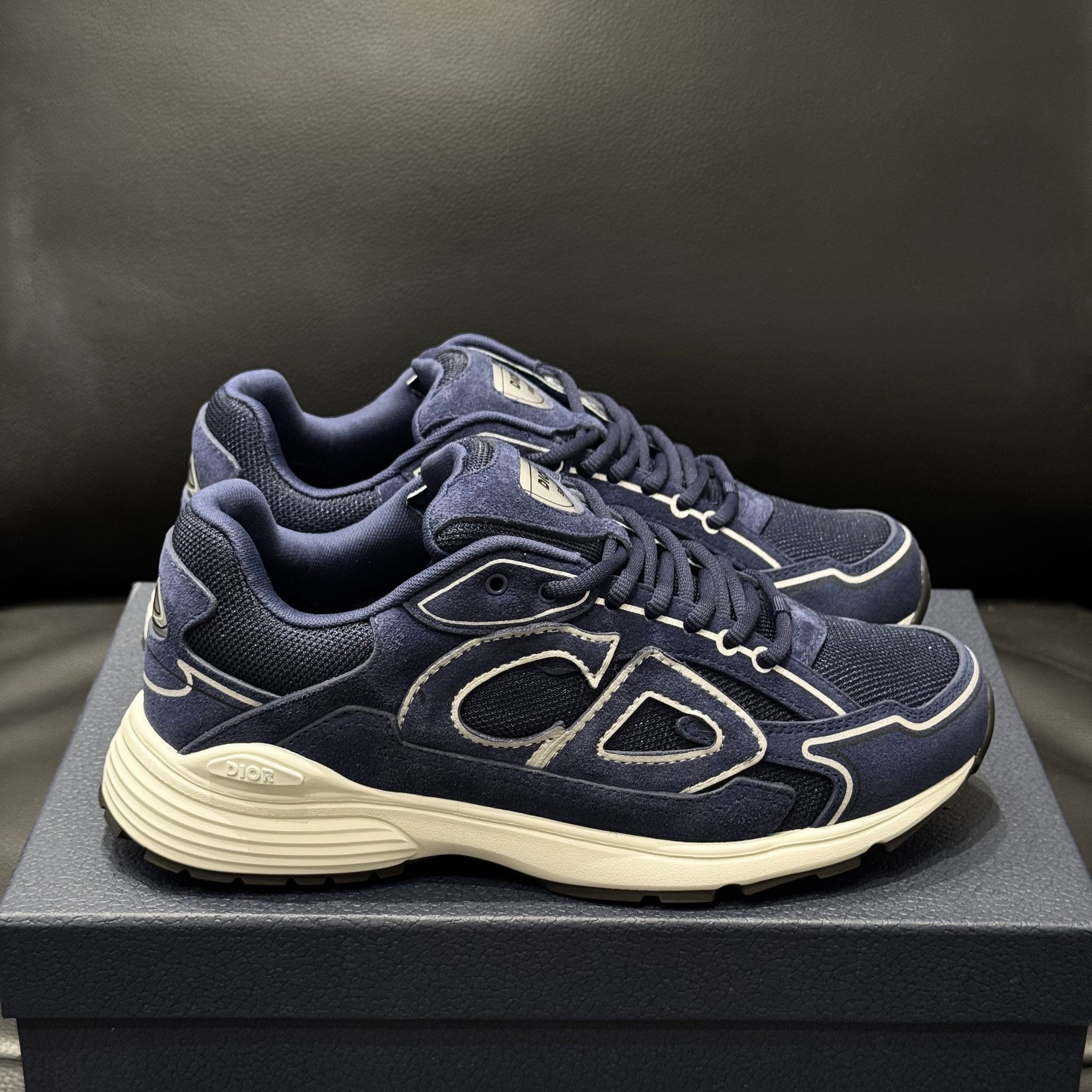 SNEAKERS B30 2025