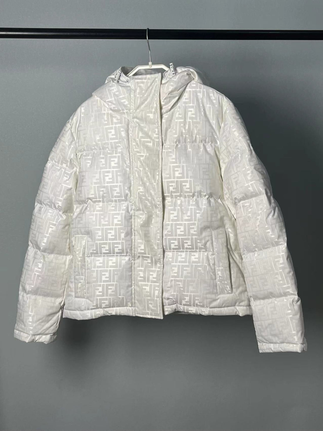 Doudoune Doudoune en tissu technique blanc FENDI