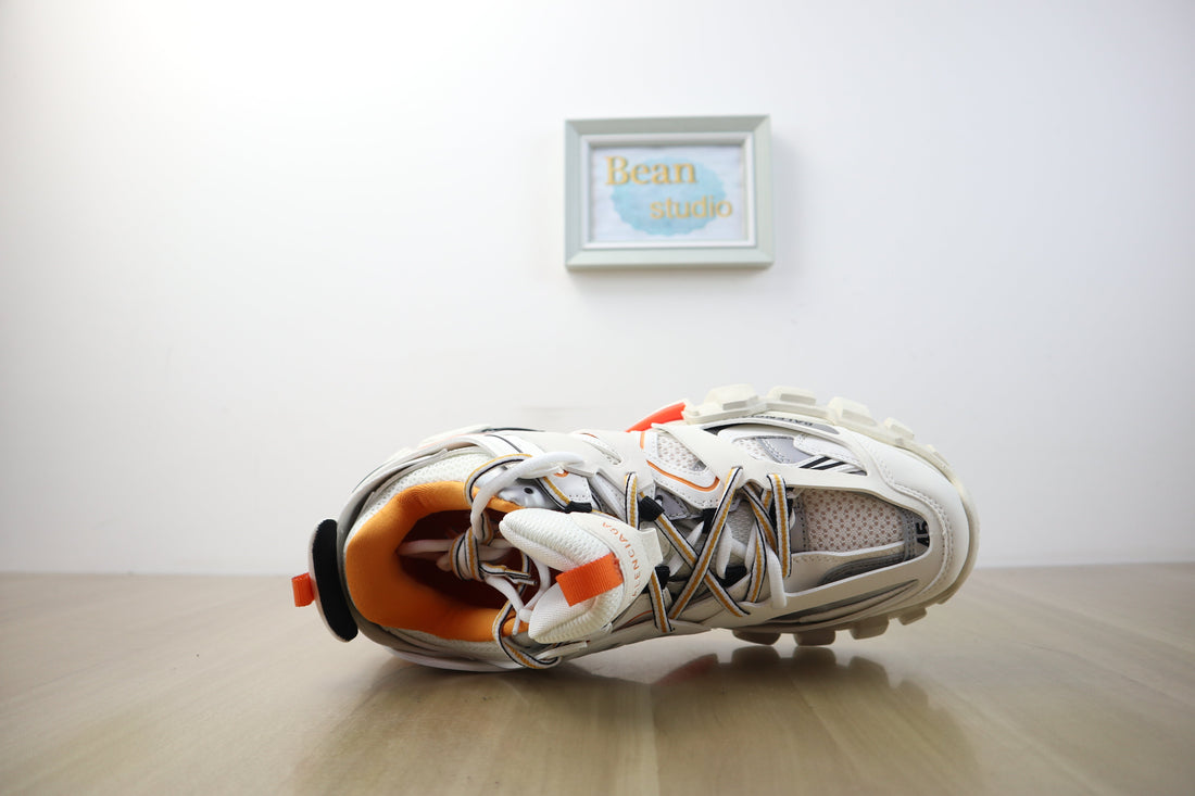 Balenciaga track blanche  orange   facture