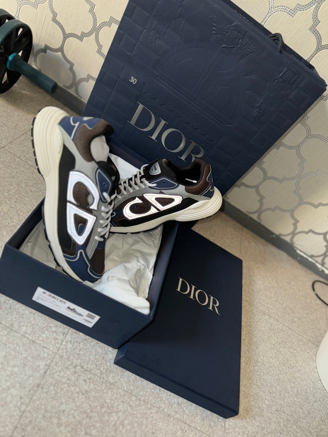 SNEAKERS B30
