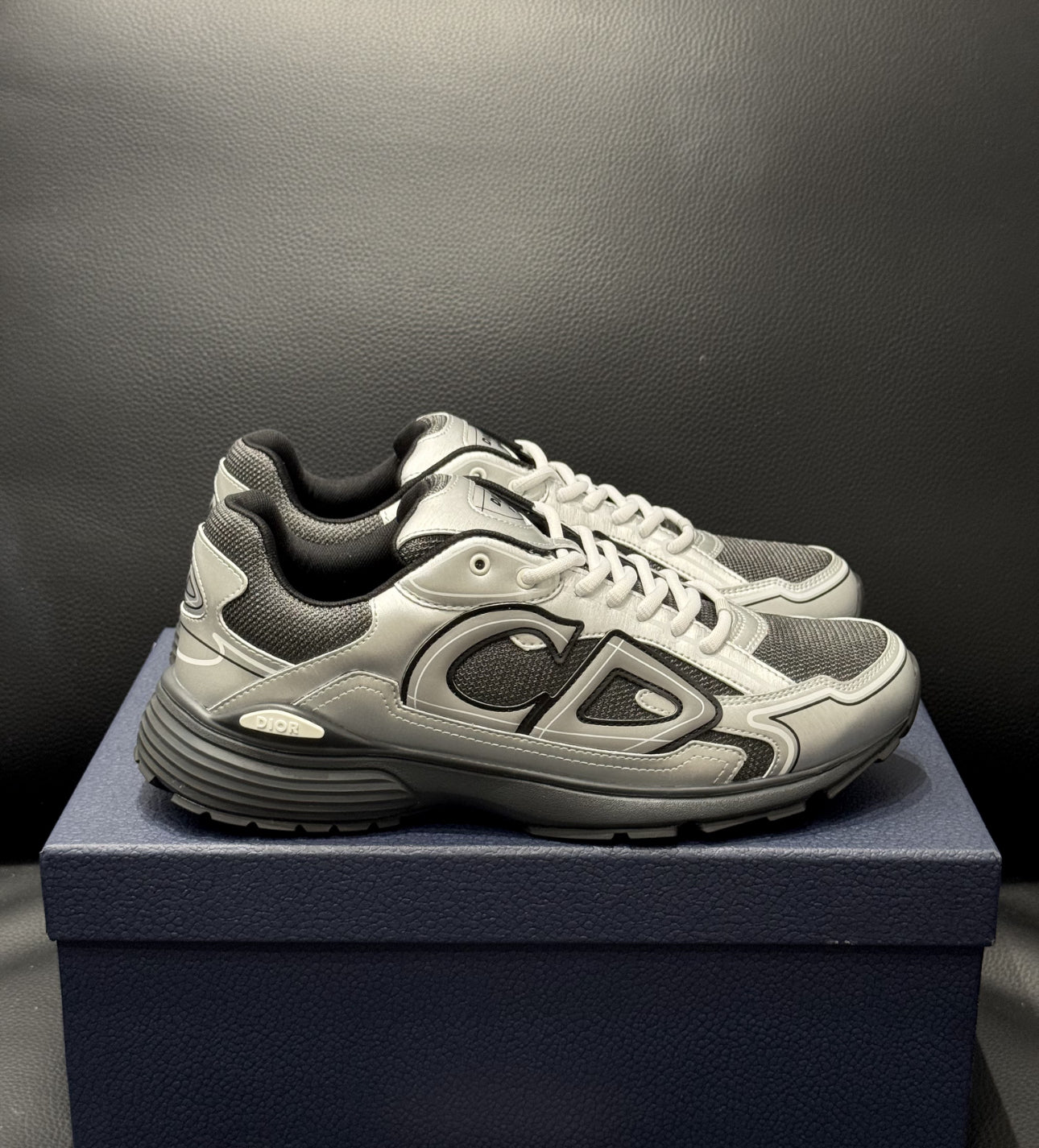 SNEAKERS B30 2025