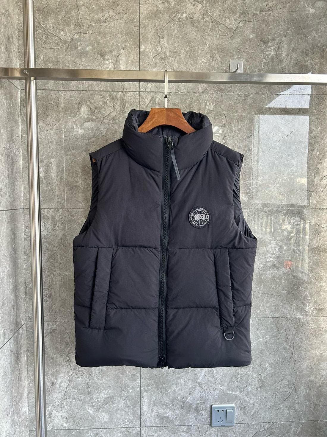 Canada Goose Gilet Everett Noir Label Marine