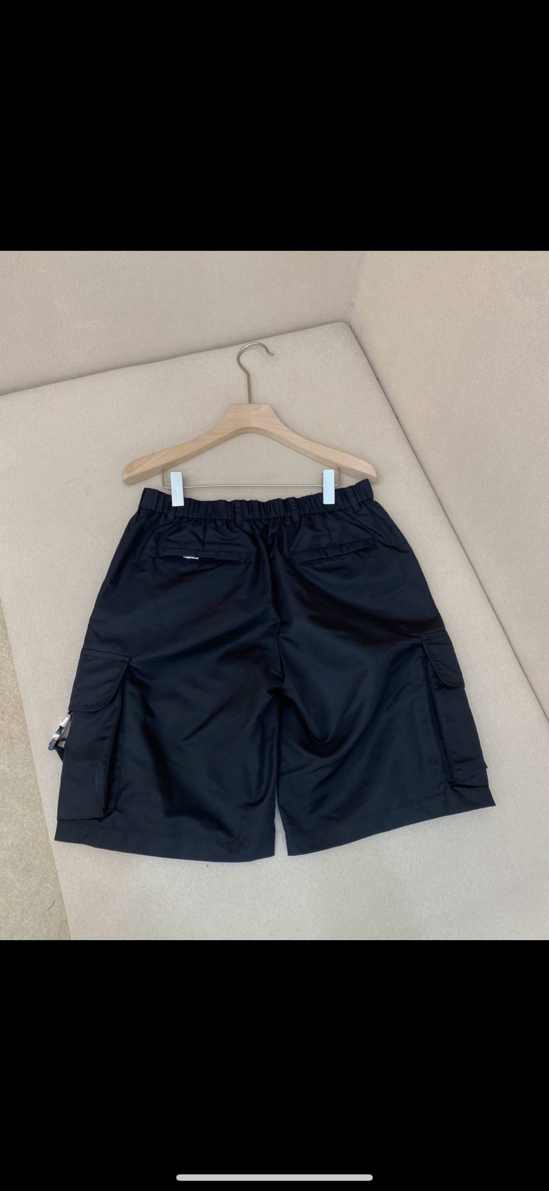 Bermuda noir prada