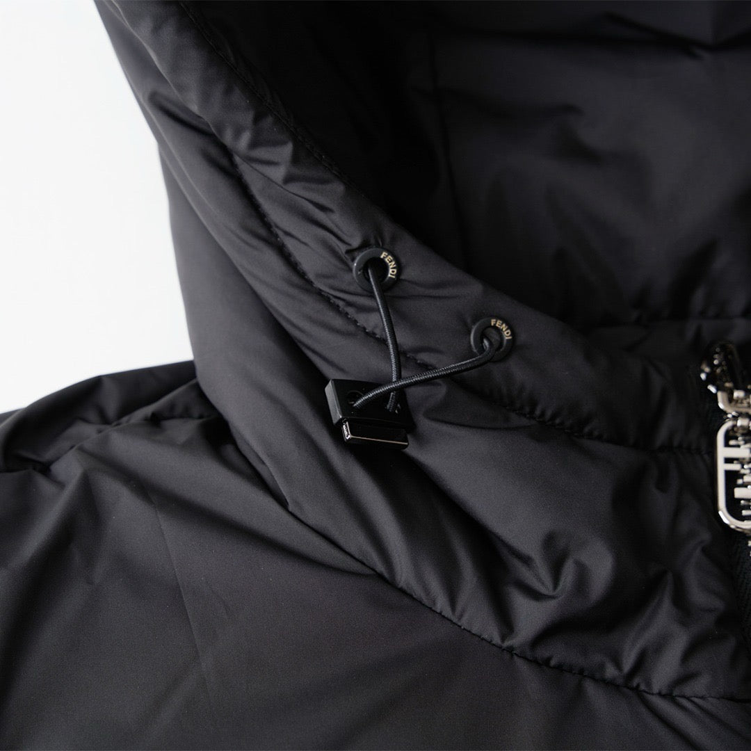 Veste Fendi reversible noir facture 2023