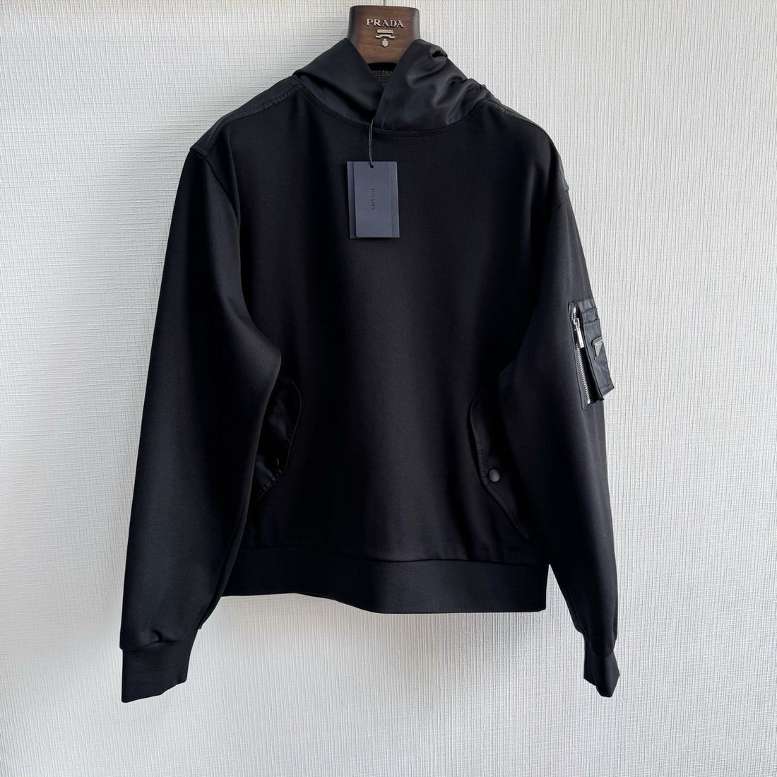Veste plaqué à logo Prada