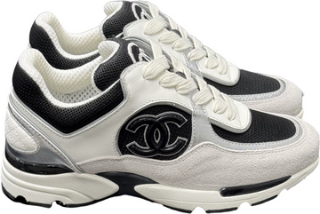 Sneakers Chanel ( EXCLU ) packaging complet facture 10/10