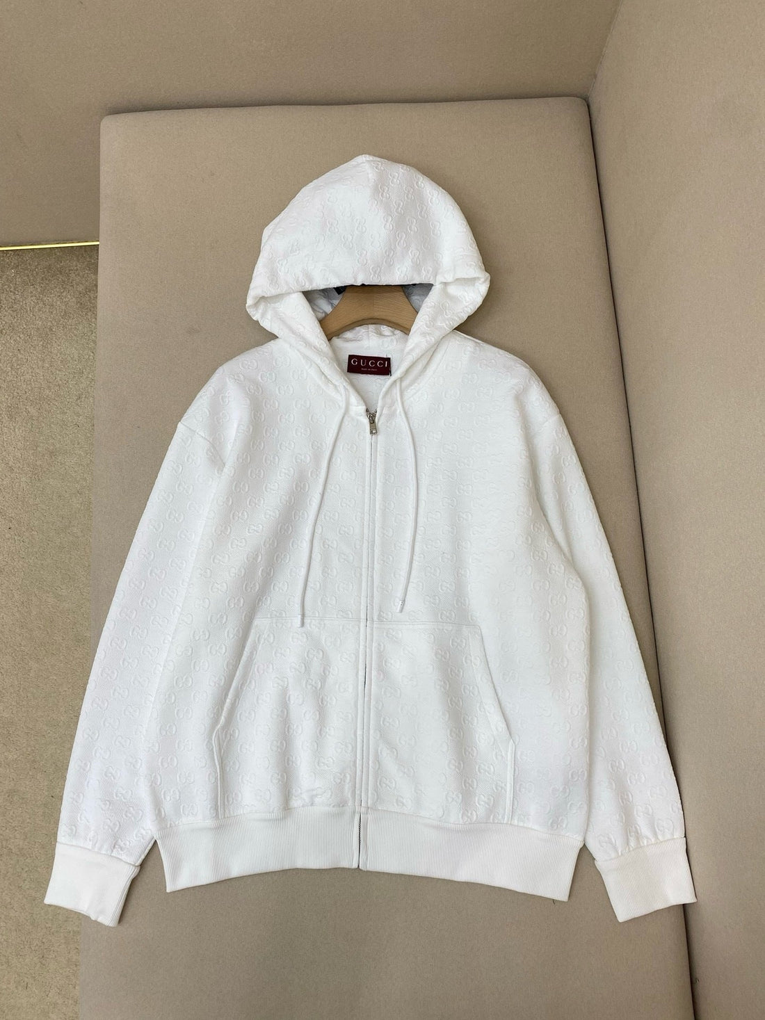 Veste zippée en jersey technique GUCCI en relief