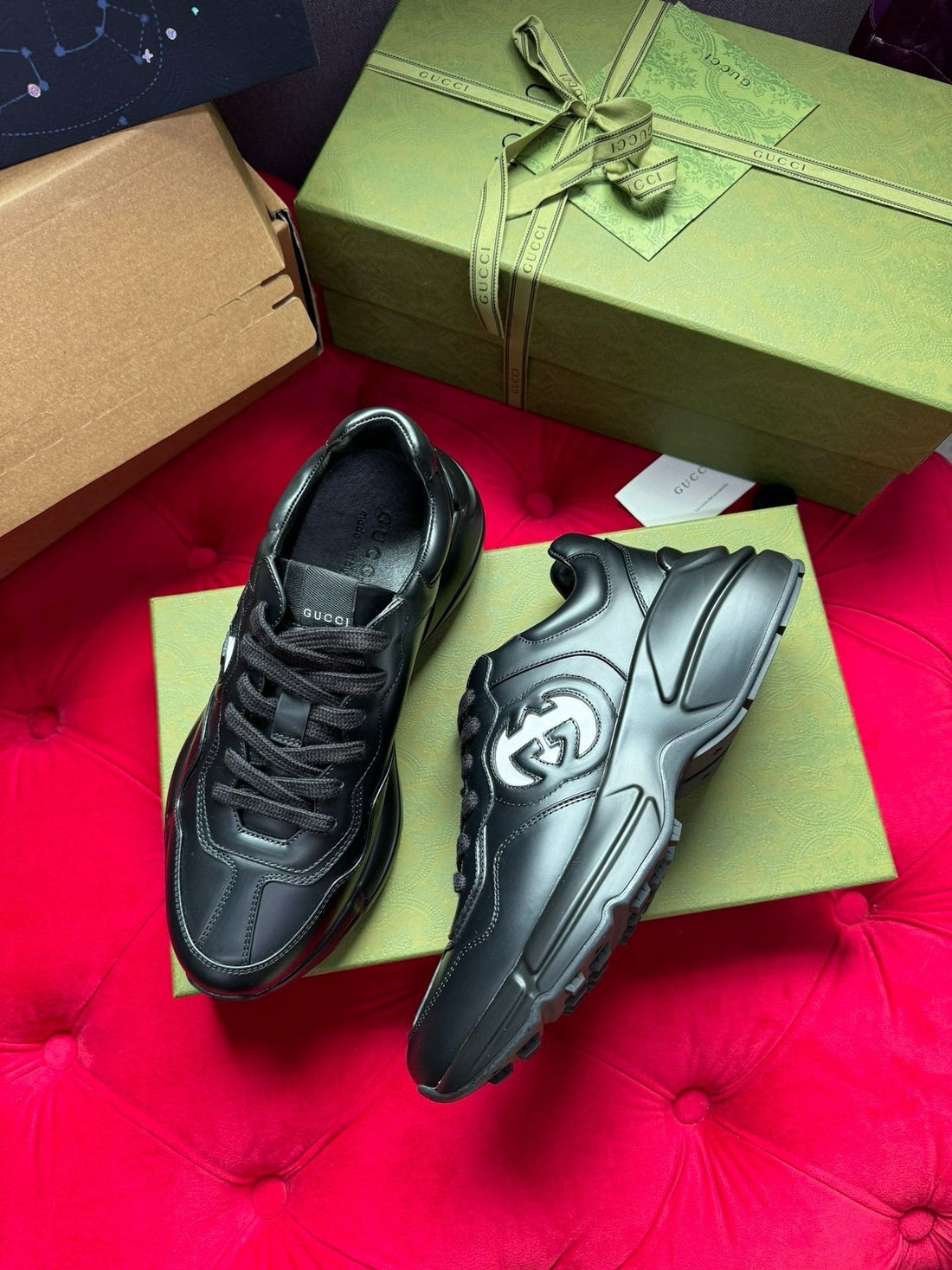 Sneakers Gucci Rython black facture