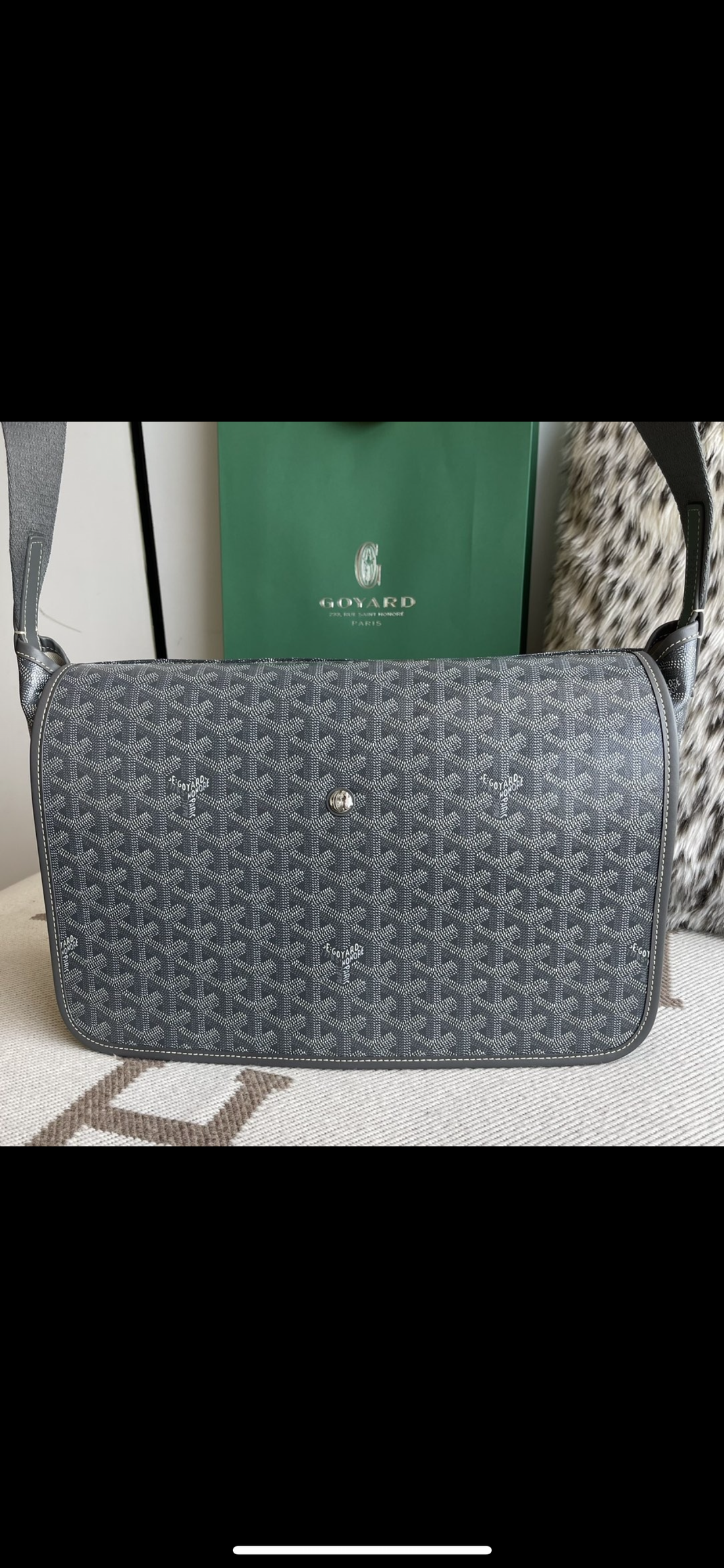 Sac Capétien Gris 10/10 FACTURE