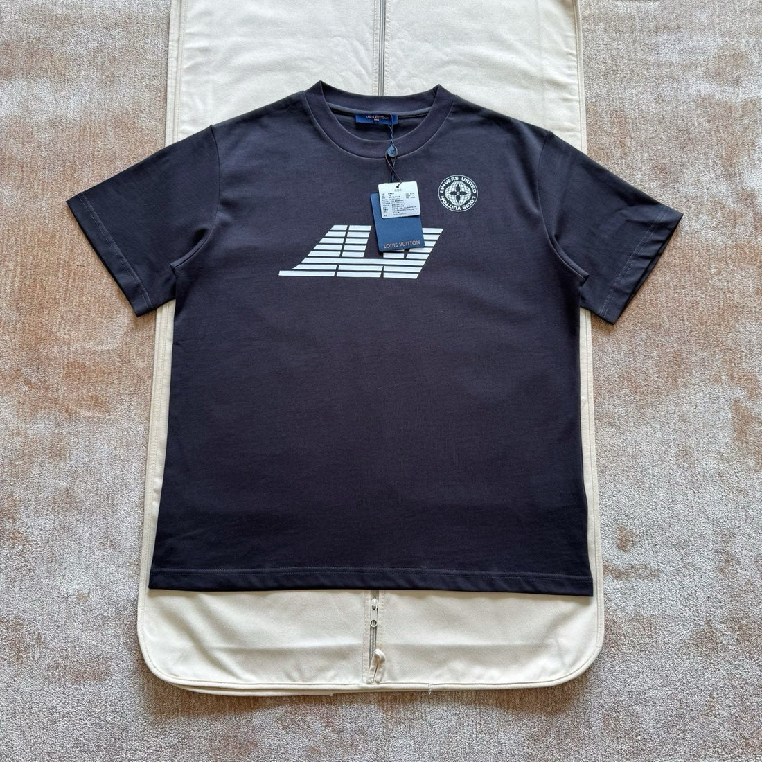Tee-shirt lv  imprimé et délavé en coton