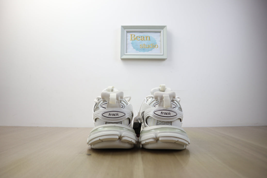 Balenciaga track blanche   facture