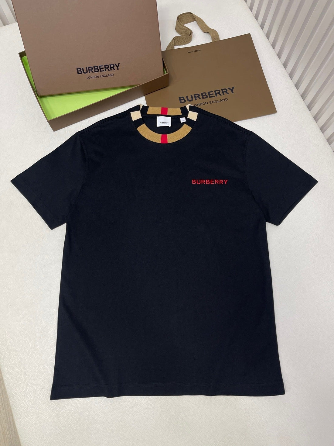 T-shirt Burberry