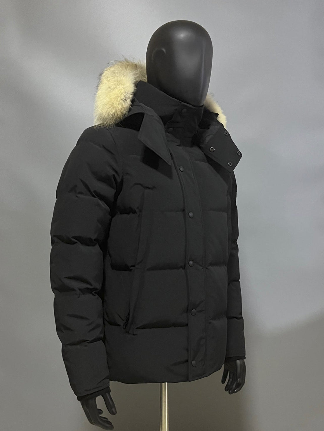 Canada Goose Wyndham  black label facture 2024