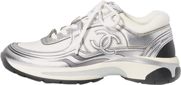 Sneakers Chanel ( EXCLU ) packaging complet facture 10/10
