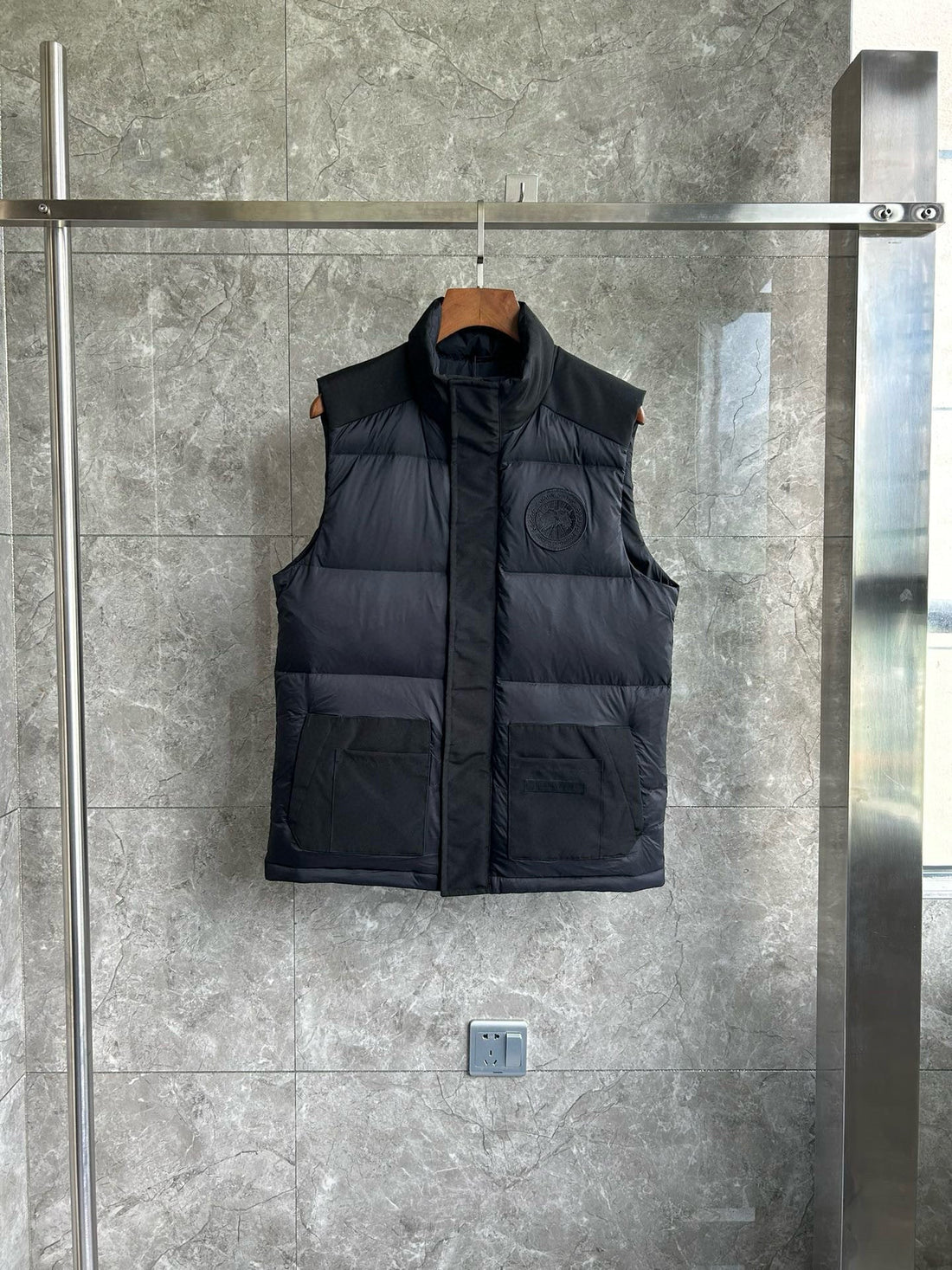 Canada Goose Veste Freestyle noire rembourrée en duvet