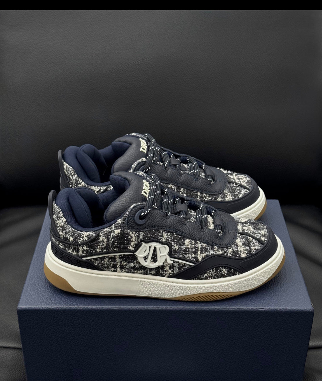 Sneakers B9