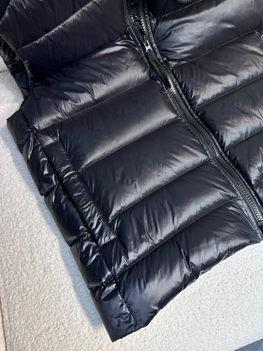 Canada Goose Gilet matelassé crofton finition noir facture 2024
