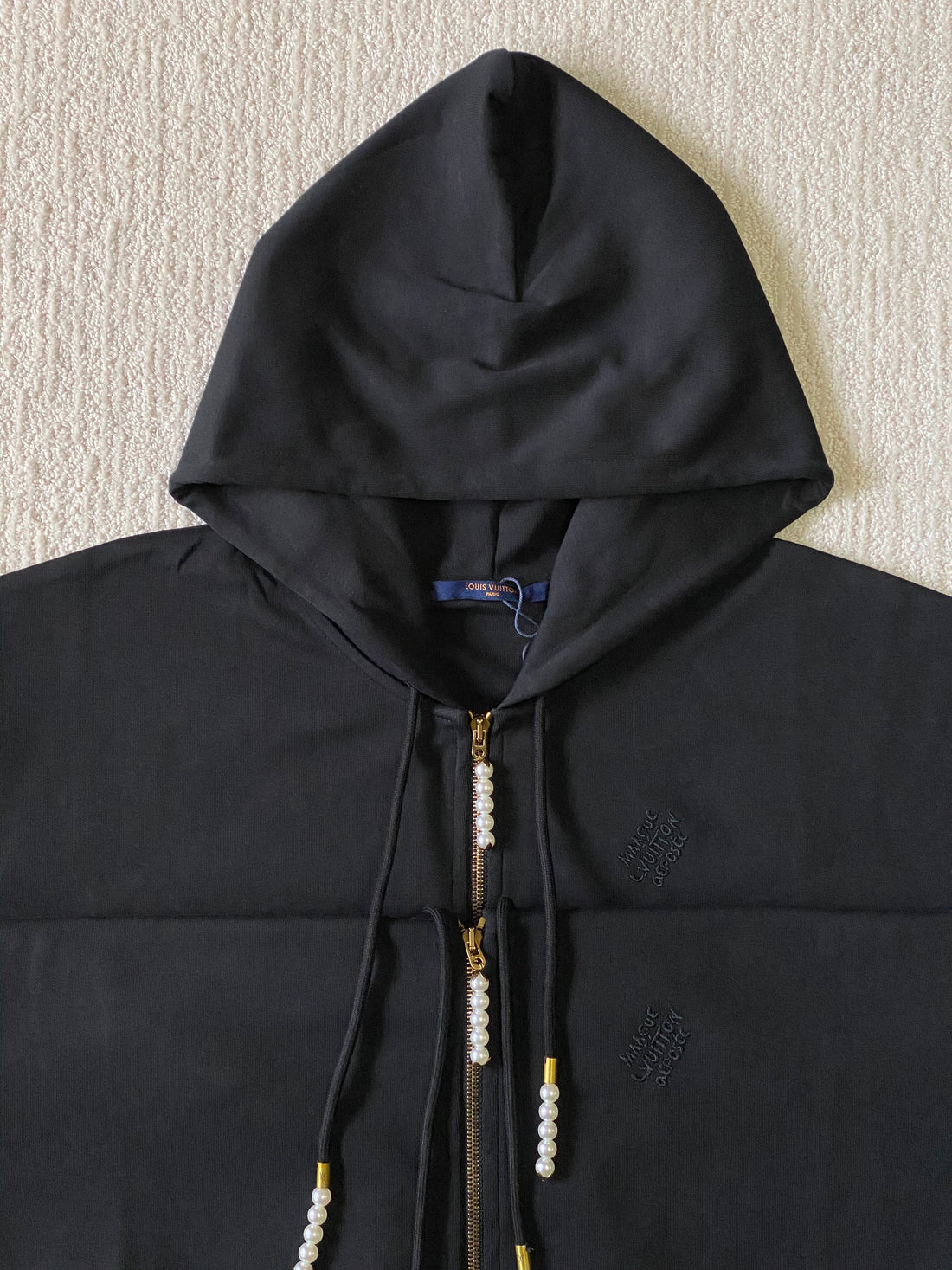 Sweat zippé à capuche en jersey brodé