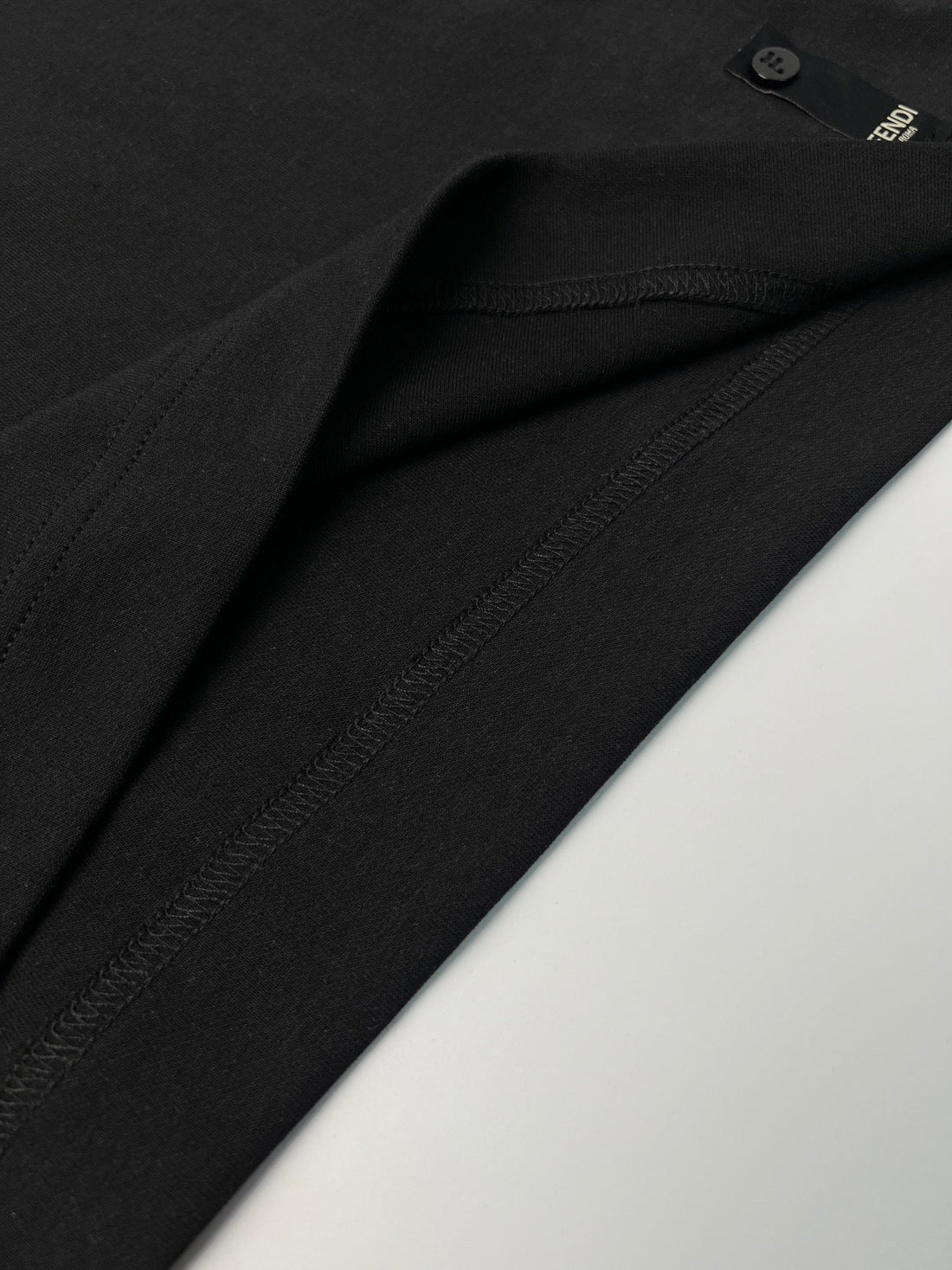 T shirt Fendi noir poche