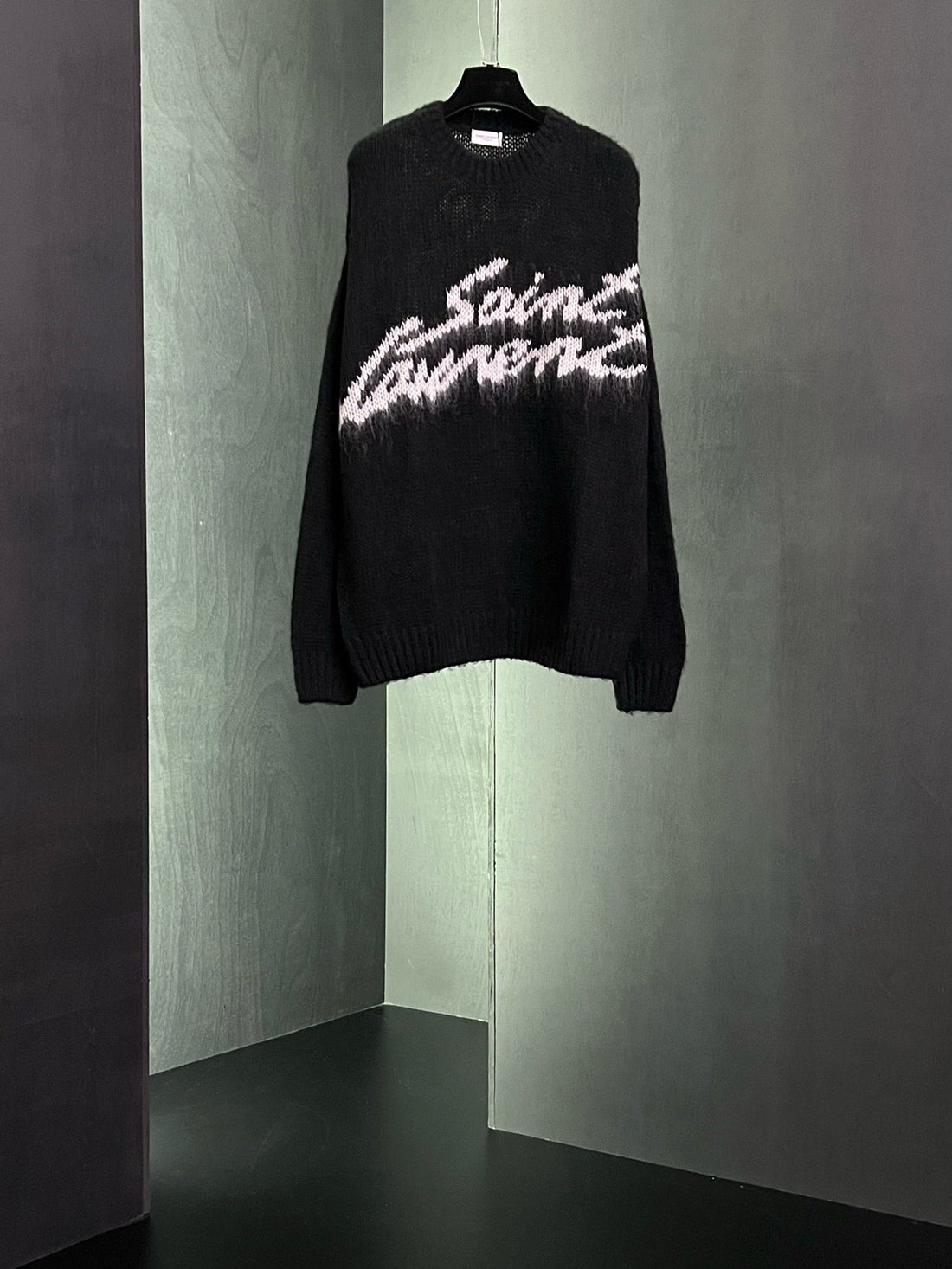 Pull Yves Saint Laurent noir