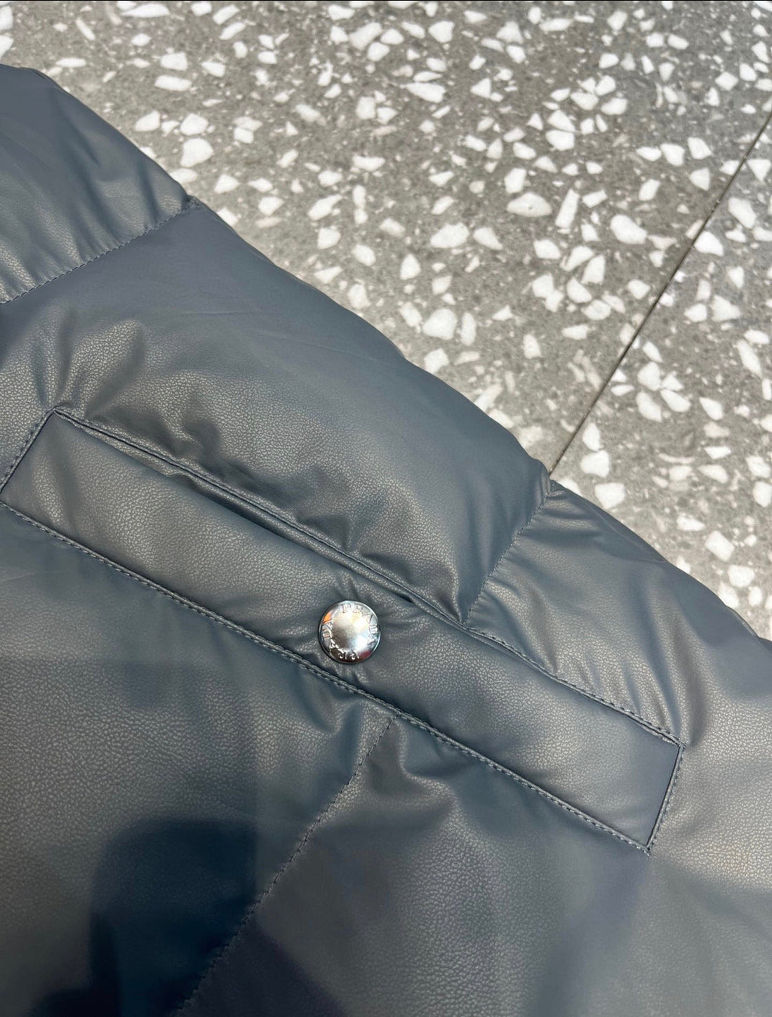 Prada sans manche noir