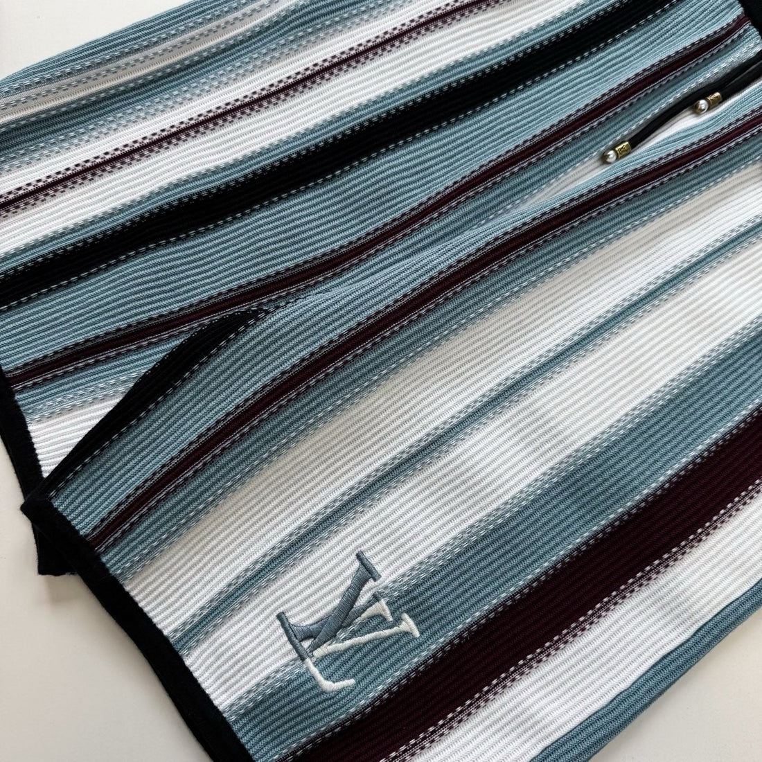 Short  rayée en crochet lv 10/10