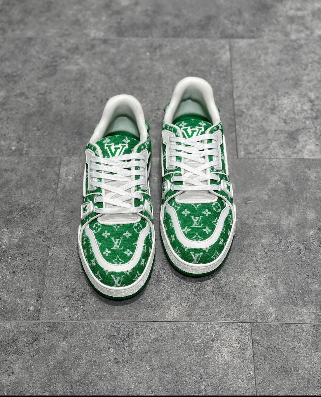 Sneakers Lv Trainers vert daim  facture