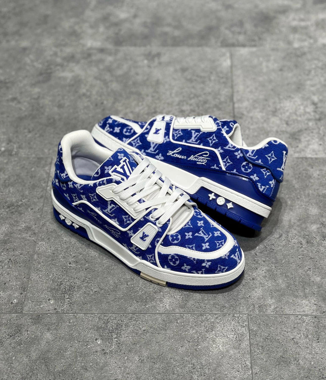 Sneakers Lv Trainers bleu daim  facture